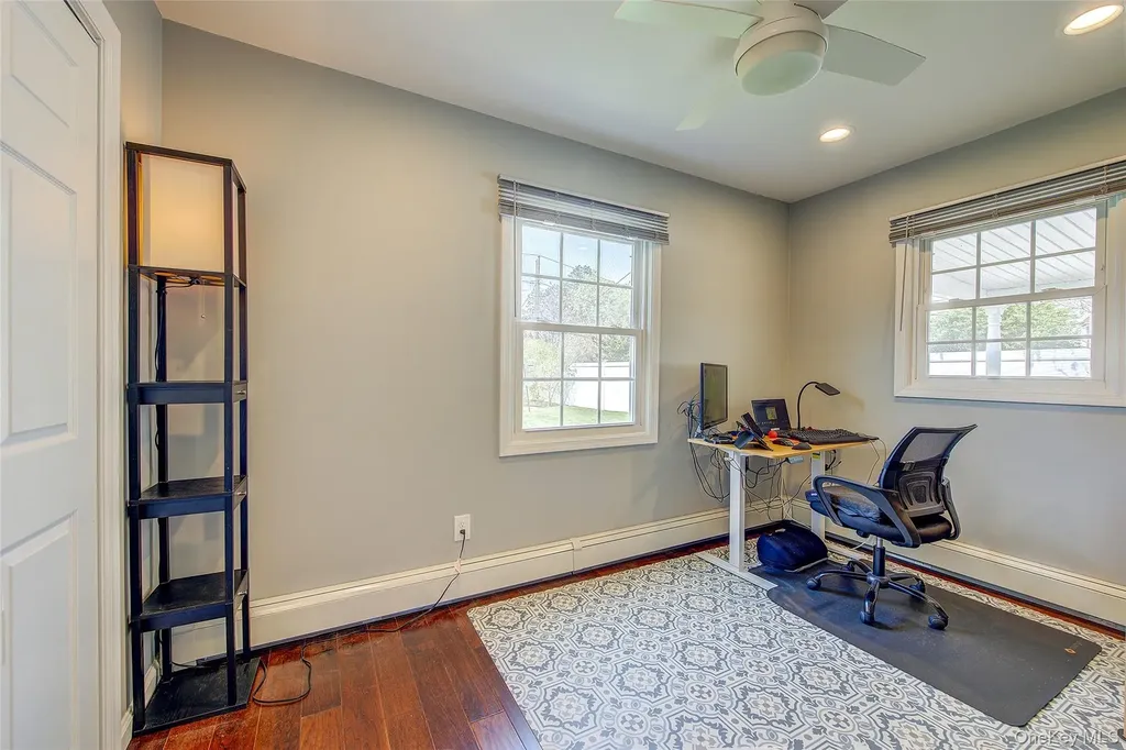 12 Crescent Lane Levittown NY 11756