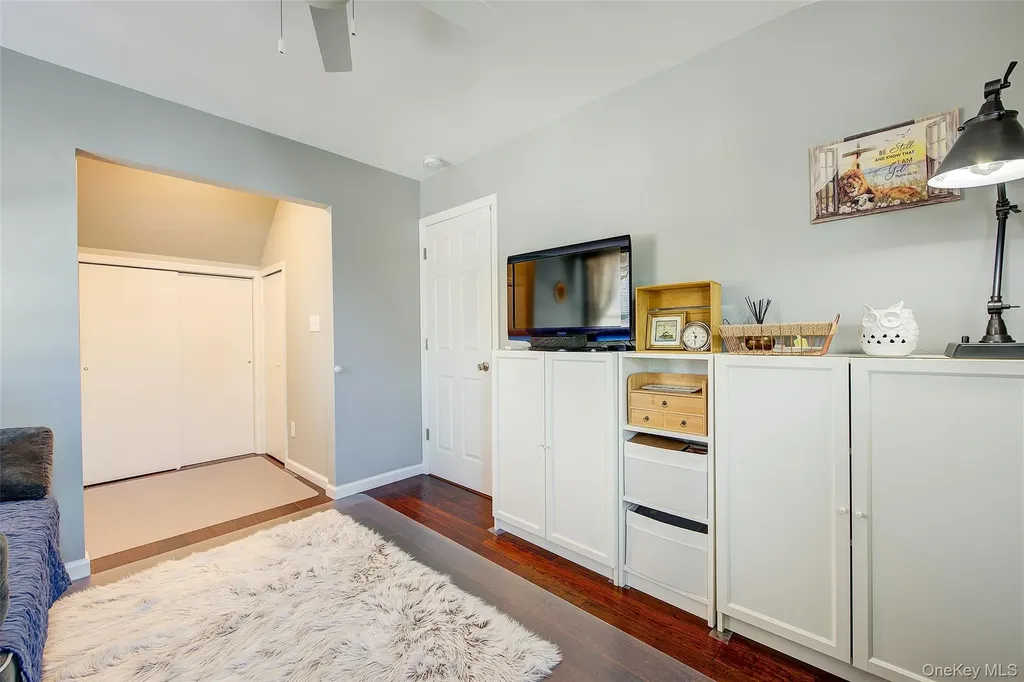 12 Crescent Lane Levittown NY 11756