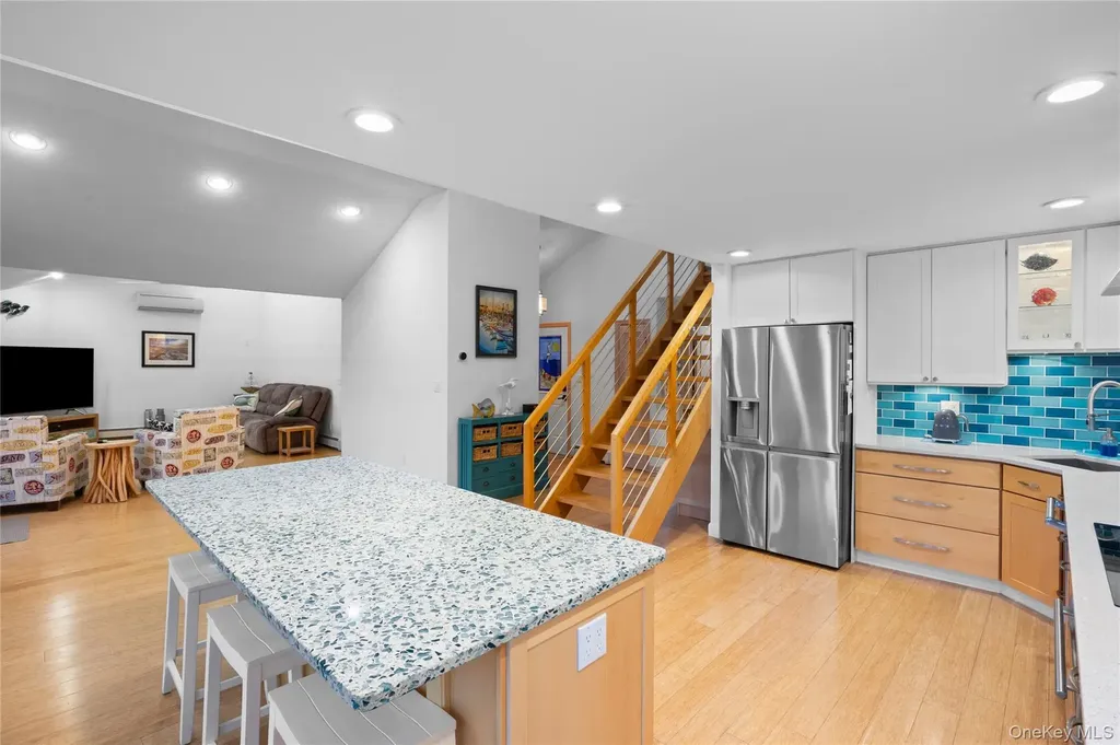 226 Lee Place Bellmore NY 11710