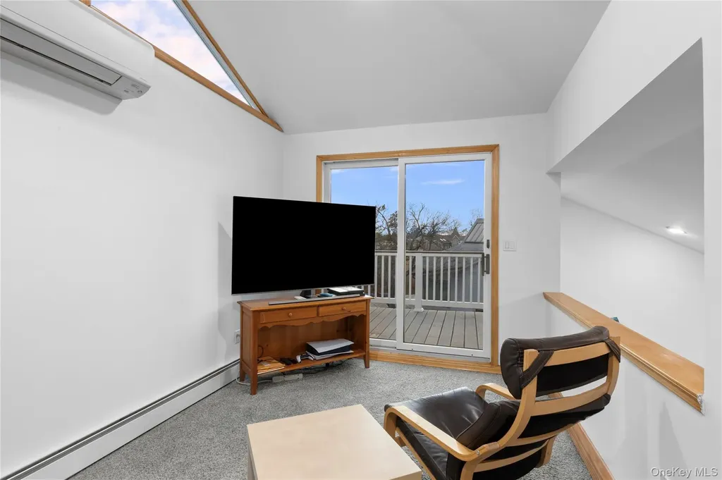 226 Lee Place Bellmore NY 11710