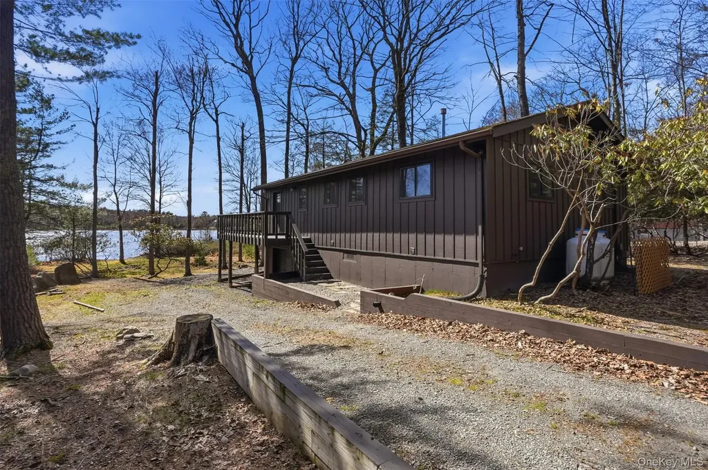 119 Lake Shore Drive W Rock Hill NY 12775