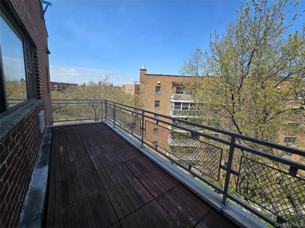89-35 155th Avenue Howard Beach NY 11414