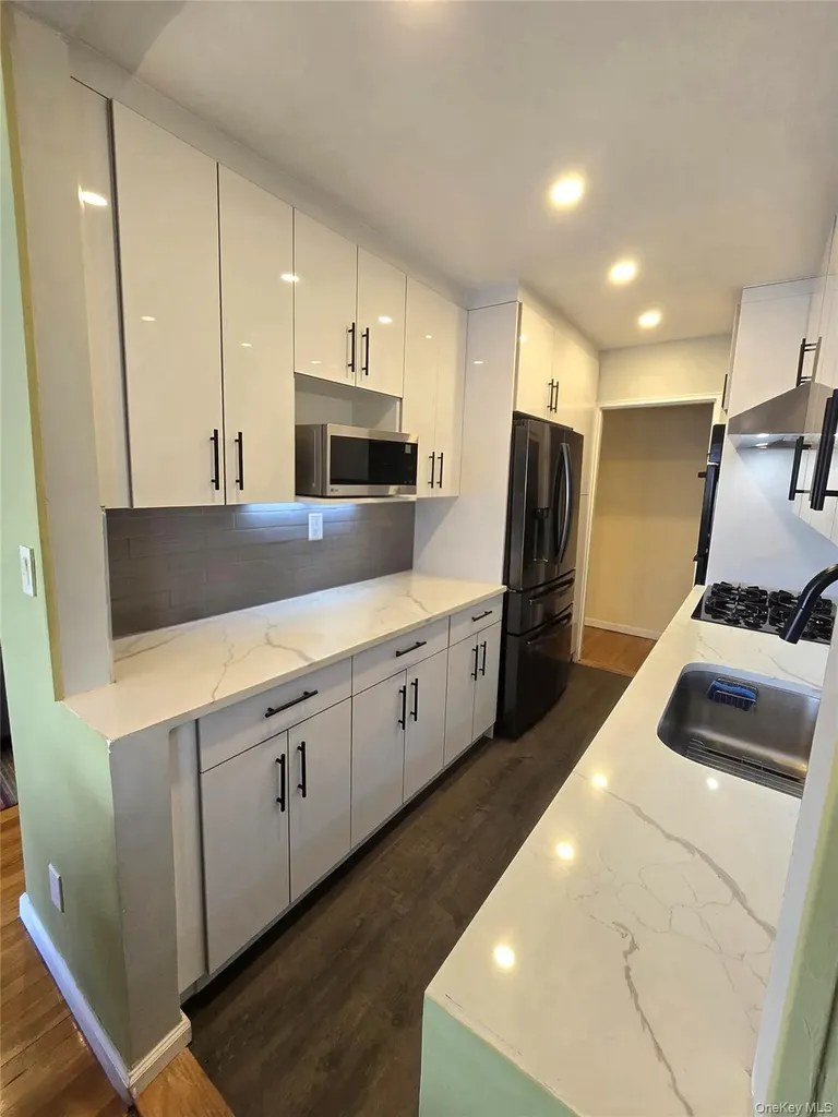 89-35 155th Avenue Howard Beach NY 11414