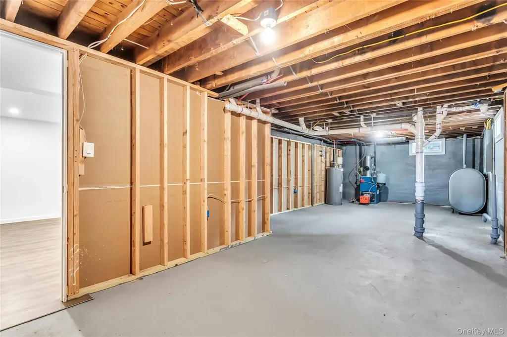 1047 Windermere Road Franklin Square NY 11010