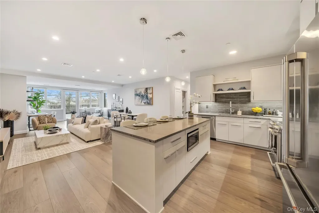 101 Searing Avenue Mineola NY 11501