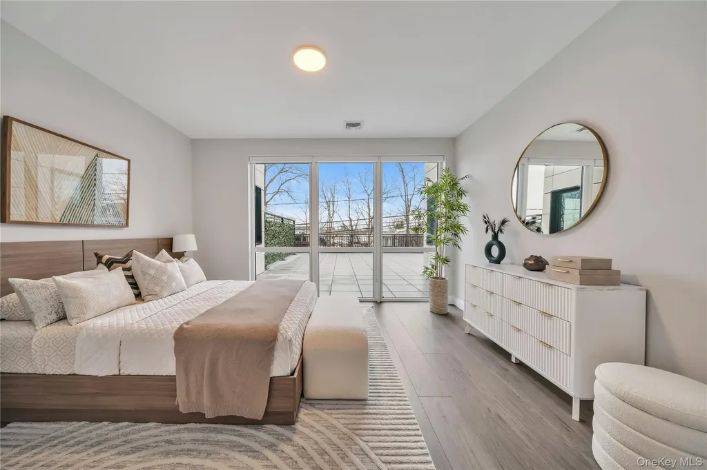 101 Searing Avenue Mineola NY 11501