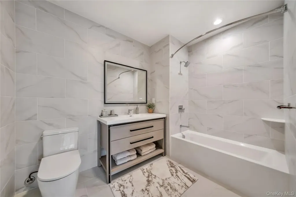 101 Searing Avenue Mineola NY 11501