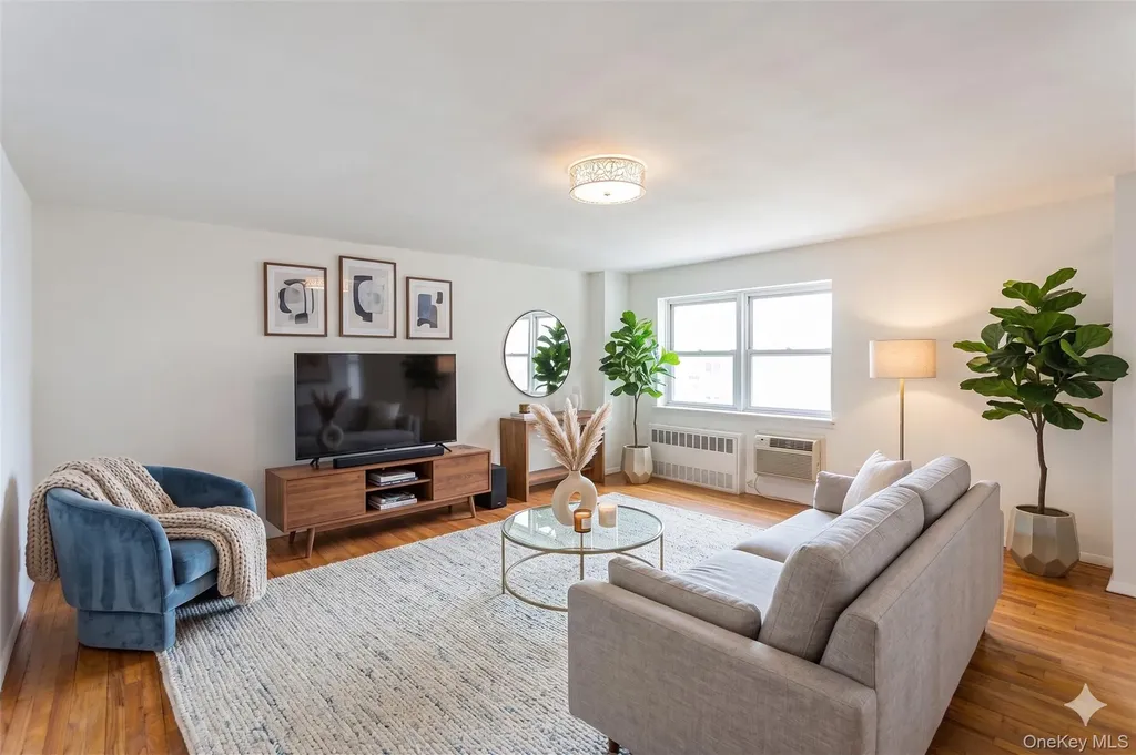 600 Shore Road Long Beach NY 11561