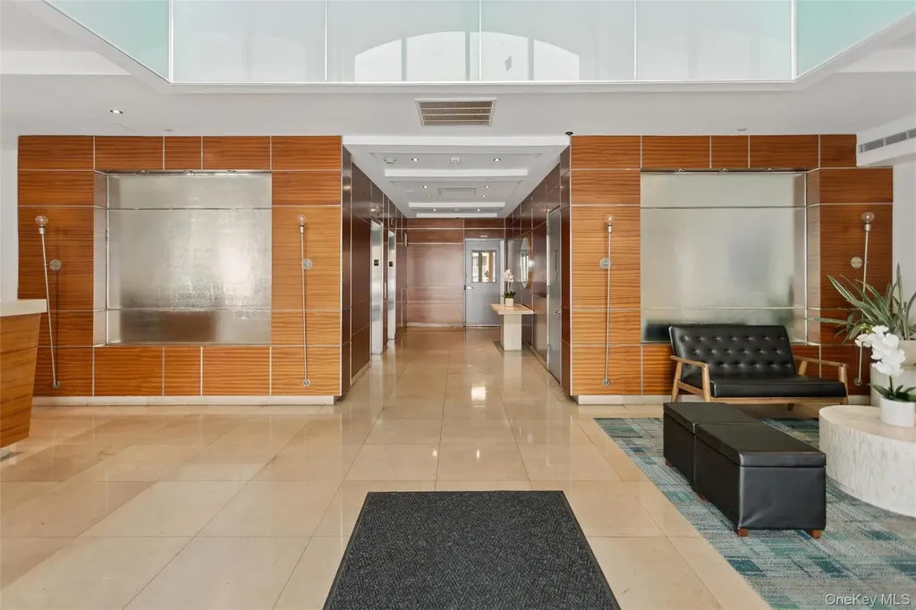 260 W Broadway Long Beach NY 11561