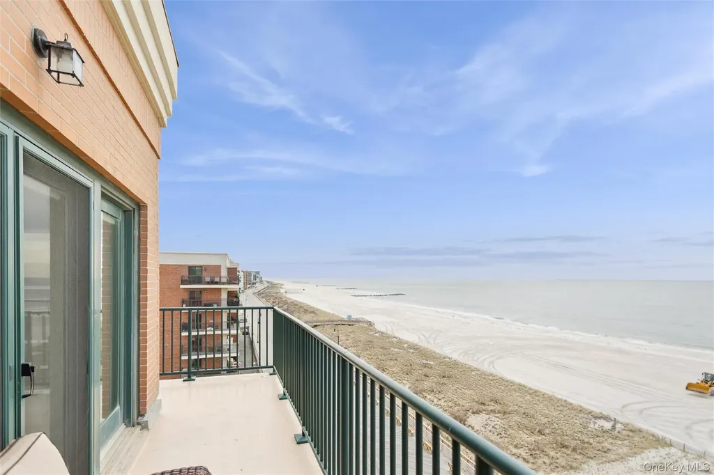 260 W Broadway Long Beach NY 11561