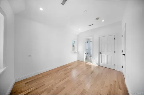 71-39 166th Street Fresh Meadows NY 11365