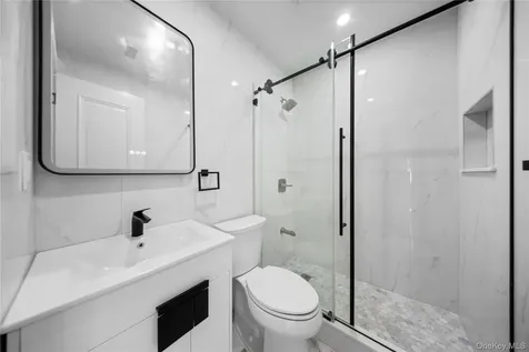 71-39 166th Street Fresh Meadows NY 11365