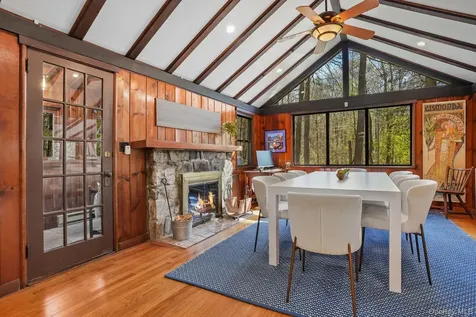 29 Barrett Circle Court Carmel NY 10512