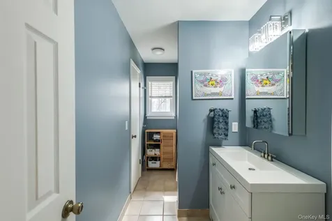 6 Lenny Court Wappingers Falls NY 12590