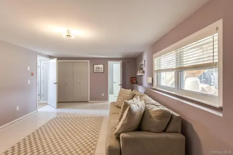 6 Lenny Court Wappingers Falls NY 12590