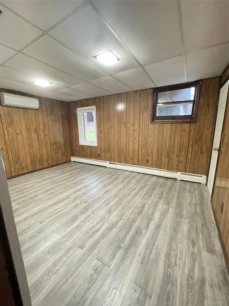 8 Albie Drive Hyde Park NY 12538