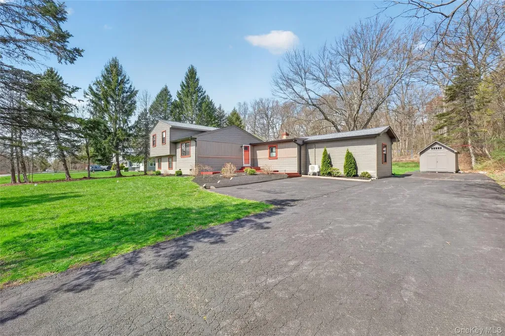 457 Forest Road Wallkill NY 12589