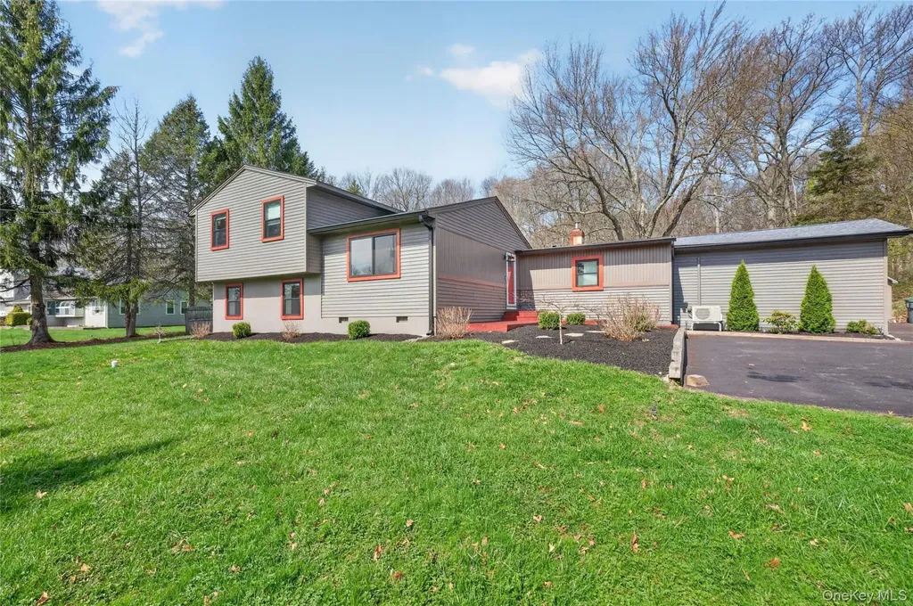 457 Forest Road Wallkill NY 12589