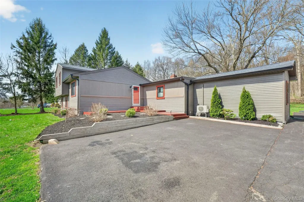457 Forest Road Wallkill NY 12589