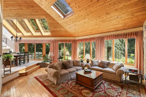 17 Wampus Lake Drive Armonk NY 10504