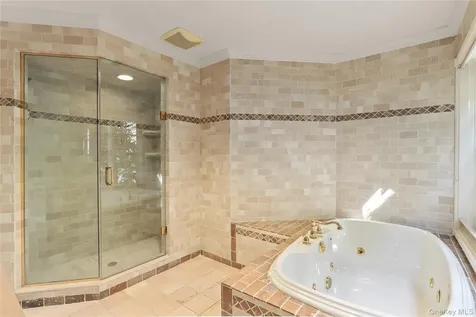 17 Wampus Lake Drive Armonk NY 10504