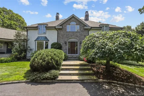 17 Wampus Lake Drive Armonk NY 10504