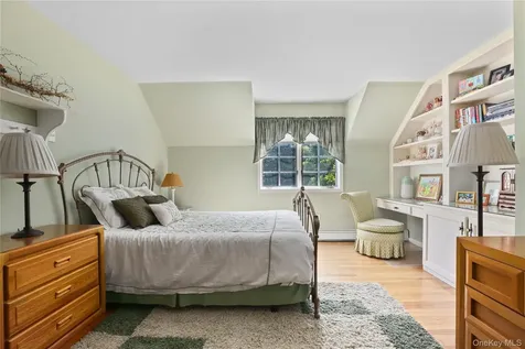 17 Wampus Lake Drive Armonk NY 10504