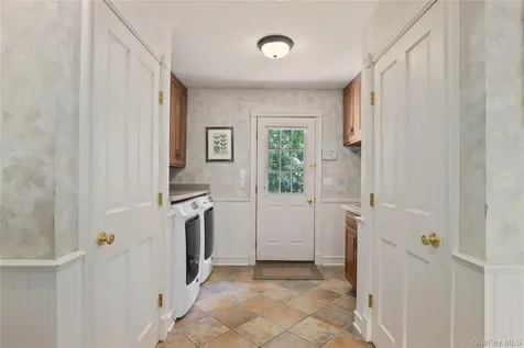 17 Wampus Lake Drive Armonk NY 10504