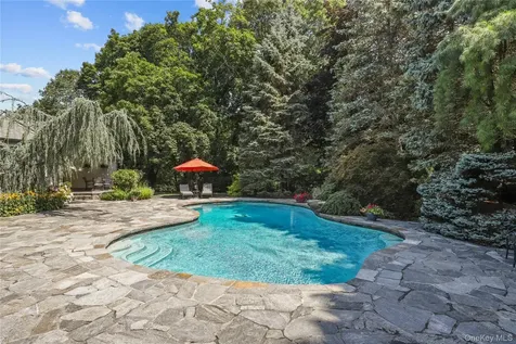 17 Wampus Lake Drive Armonk NY 10504
