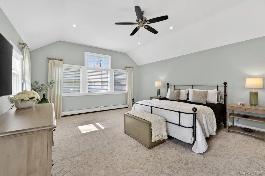 21 Midland Street Cold Spring Harbor NY 11724