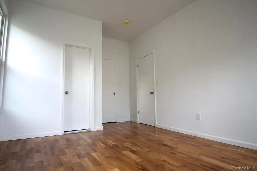 291 Bonner Place Bronx NY 10456