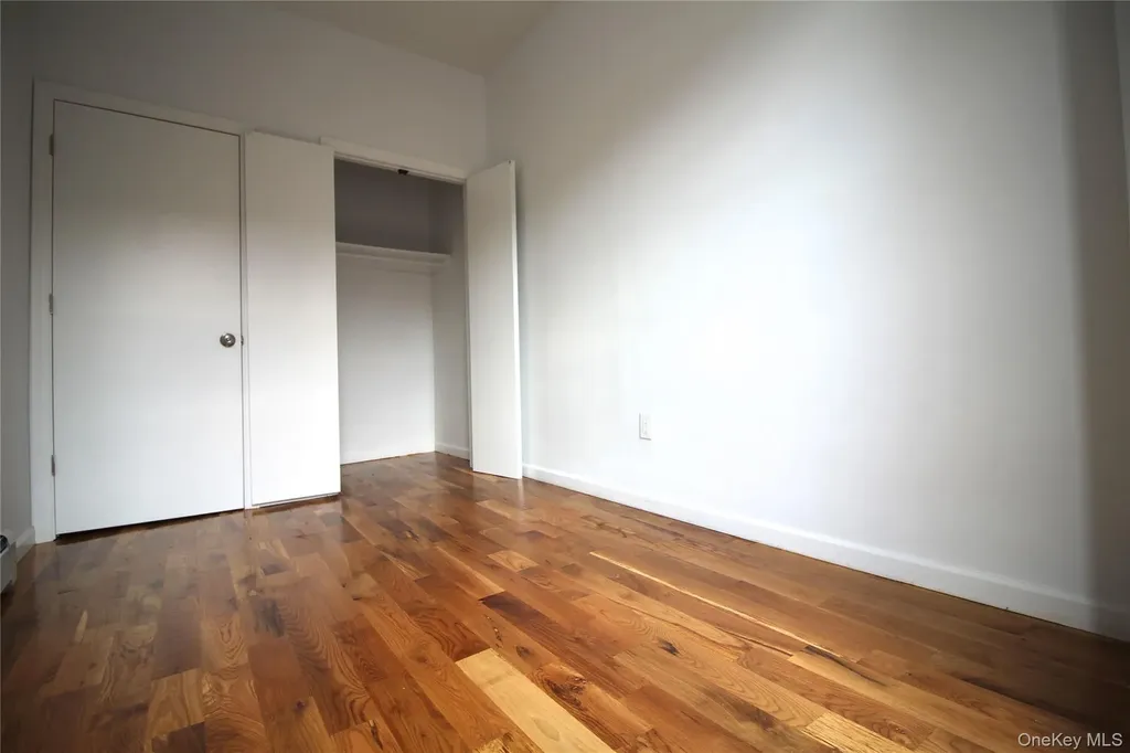 291 Bonner Place Bronx NY 10456