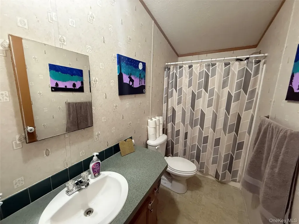 424 Sandgate Drive New Windsor NY 12553