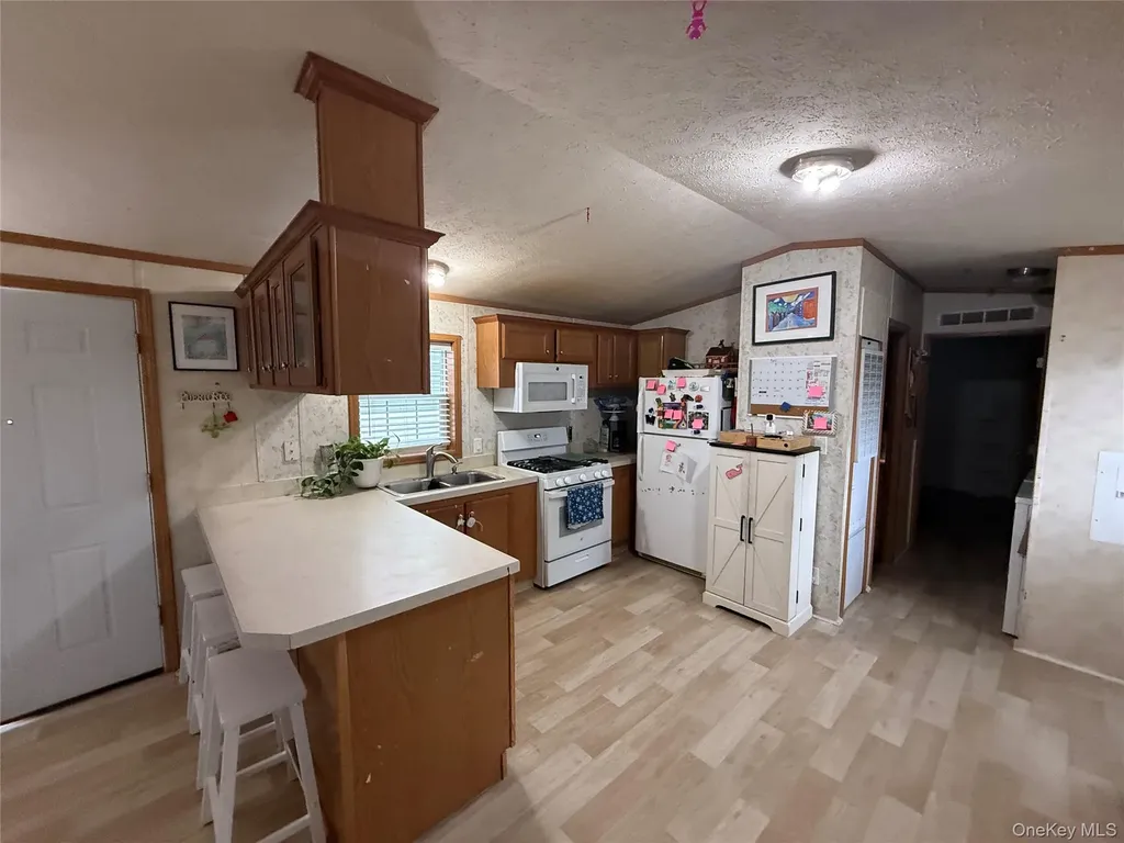 424 Sandgate Drive New Windsor NY 12553