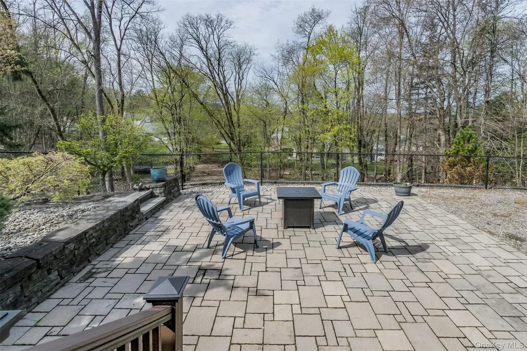 16 Overlook Drive Warwick NY 10990