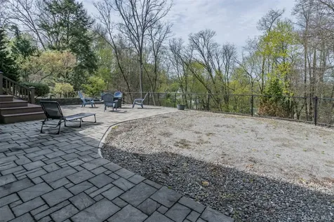 16 Overlook Drive Warwick NY 10990