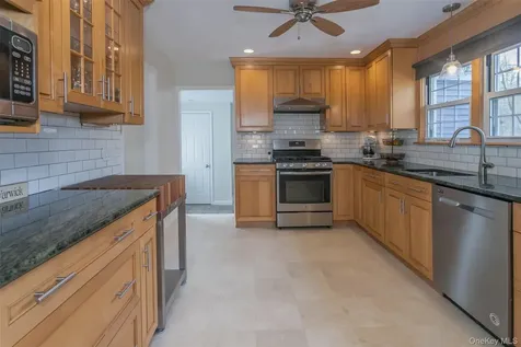 16 Overlook Drive Warwick NY 10990