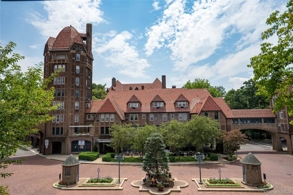 9215 68th Avenue Forest Hills NY 11375