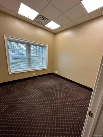 25 Nassau Lane Island Park NY 11558