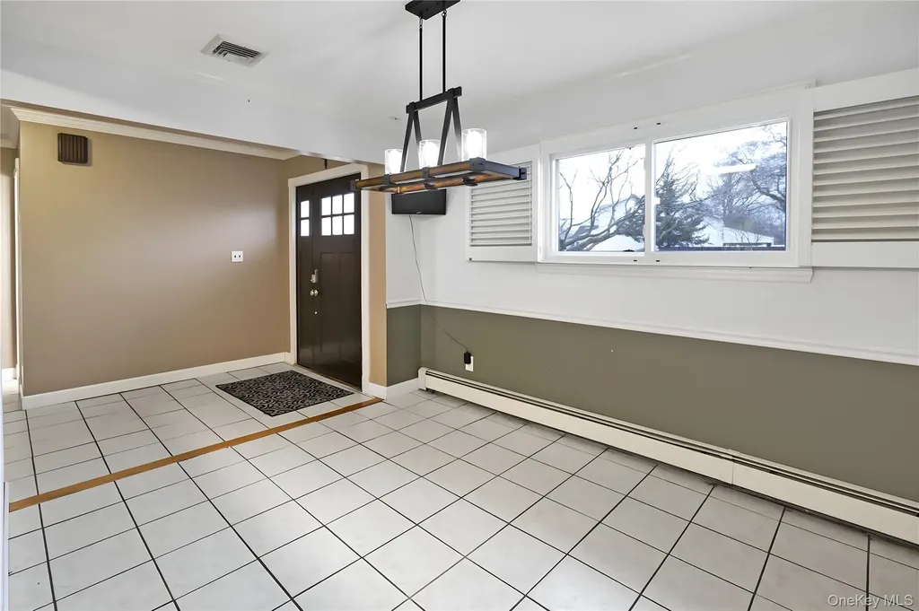 26 Stevenson Place Deer Park NY 11729