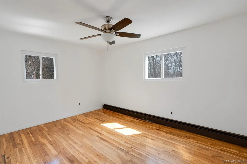 26 Stevenson Place Deer Park NY 11729