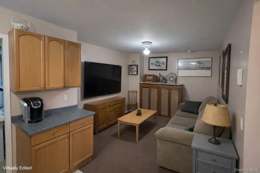 26 Stevenson Place Deer Park NY 11729