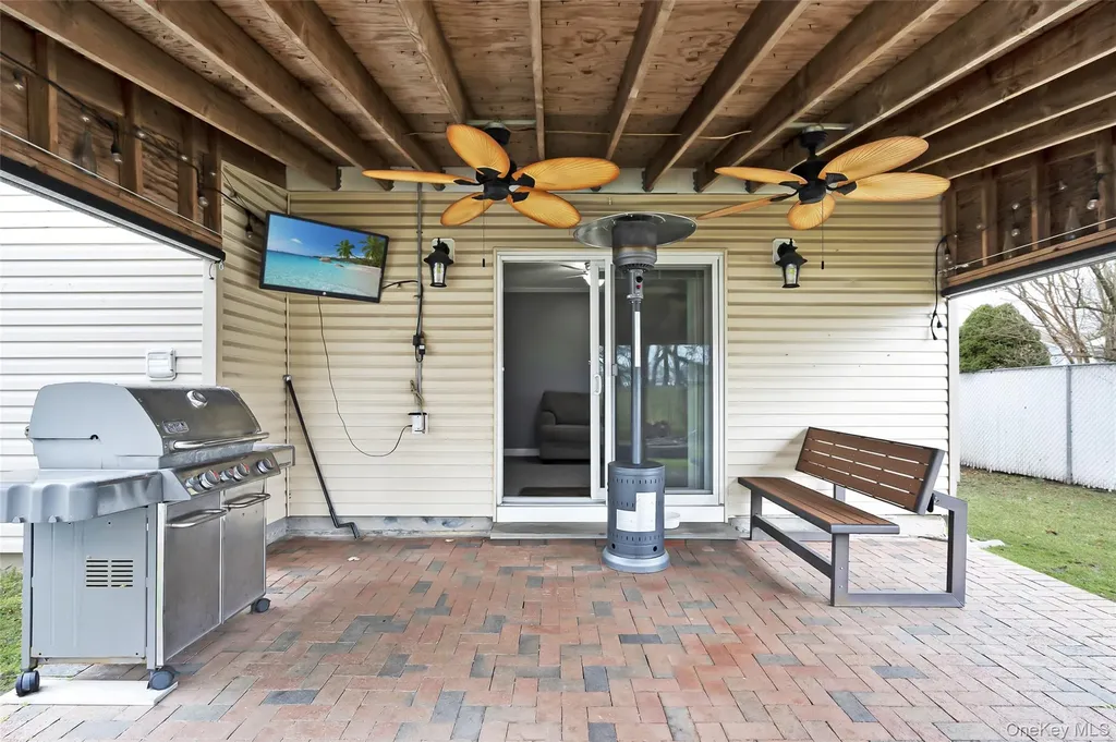 26 Stevenson Place Deer Park NY 11729