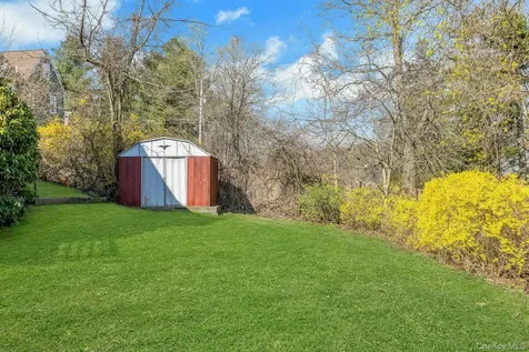 306 Towners Road Carmel NY 10512