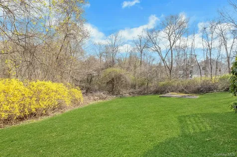 306 Towners Road Carmel NY 10512
