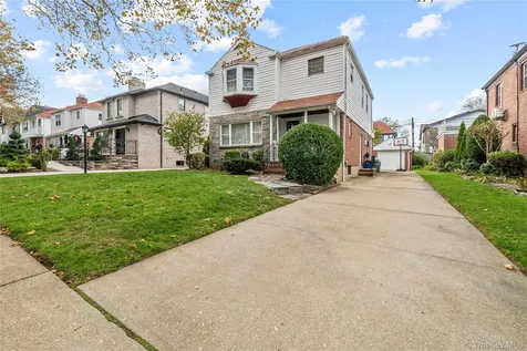 8210 215th Street Hollis Hills NY 11427