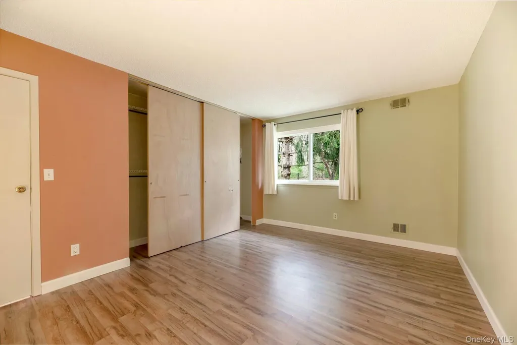 210 Springmeadow Drive Holbrook NY 11741