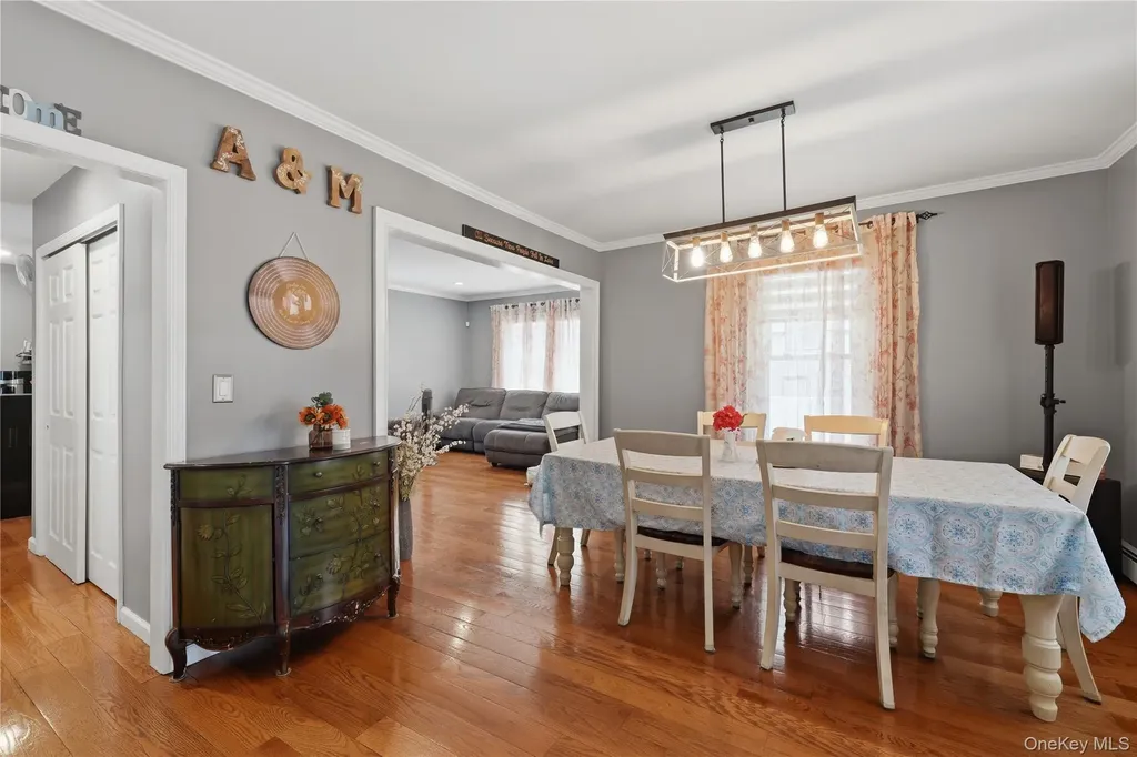 2381 Harrison Avenue Baldwin NY 11510