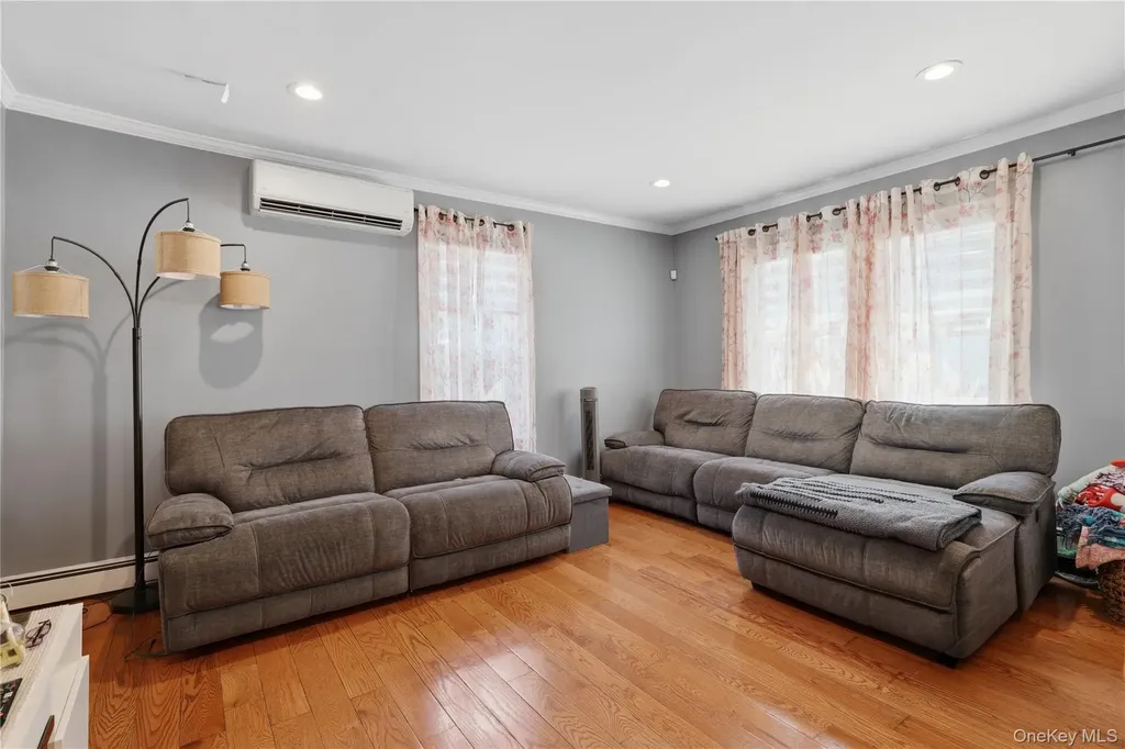 2381 Harrison Avenue Baldwin NY 11510