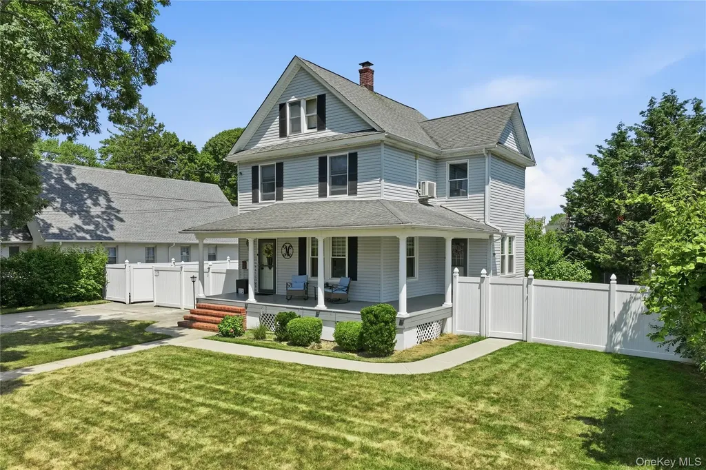 2381 Harrison Avenue Baldwin NY 11510